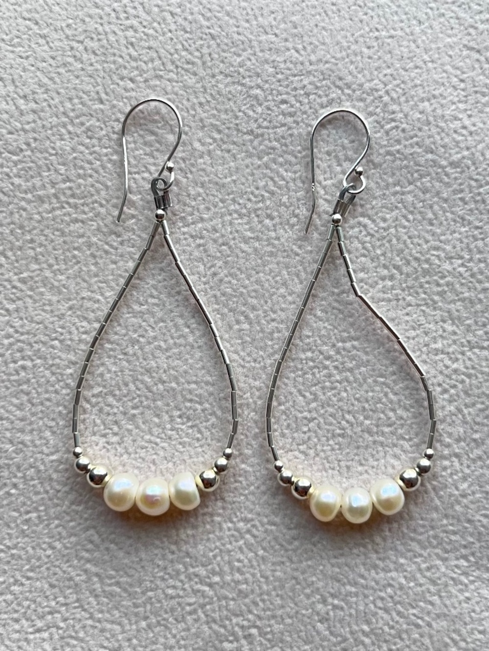 E104 | 'Liquid Silver' & Freshwater Pearl Dangle Earrings